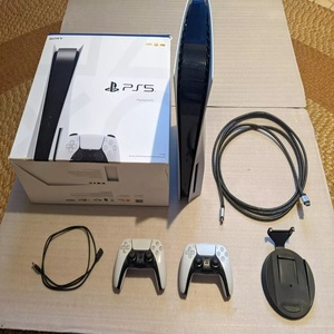 CONSOLA ORIGINAL PLAYSTATION5 VERSIÓN DISCO PS5 2TB EDICIÓN DISCO PS5 2TB + 2 Controles y 15 Juegos - Product Image 4
