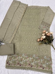 ชุดสูทกึ่งสำเร็จรูป Dhwaja Export Fox Georgette พร้อมงานปักและประดับเลื่อม - Product Image 6