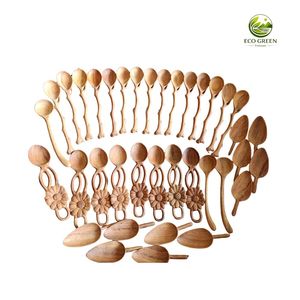 Cuillère en bois rouge naturel, cuillère de cuisine en bois sculptée à la main, ustensile de cuisine, cuillère à long manche pour la salle à manger - Product Image 1