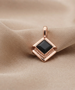 Pendentif carré en onyx noir naturel, argent sterling 925 pur, plaqué or rose, collier géométrique fait main, cadeau unisexe - Product Image 3
