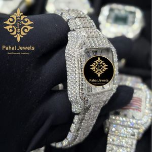 นาฬิกาข้อมือผู้หญิง Pahal Jewels หรูหรา ประดับเพชรทรงสี่เหลี่ยม ตัวเรือนสแตนเลสสตีล ระบบควอตซ์ หน้าปัดแซฟไฟร์ 40 มม. สายแบบผีเสื้อ - Product Image 4