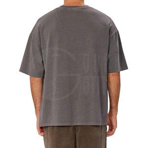 T-shirt noir pour homme, 100% coton, coupe ample, streetwear personnalisé, t-shirt uni - Product Image 5