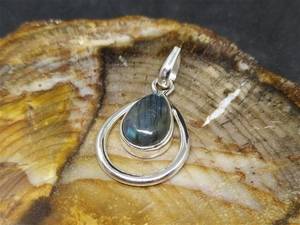 Colgante de Labradorita en Plata y Oro, Joyería de Piedra de Nacimiento, Regalo de Aniversario o Día de la Madre, Latón, Étnico, para Mujer, Calidad Premium - Product Image 3