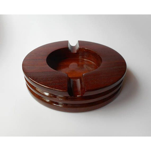 Cenicero de madera de nogal hecho a mano con diseño vintage, cuadrado, con 4 ranuras, bandeja de madera natural para fumadores, para decoración del hogar, hotel y bar. - Product Image 4