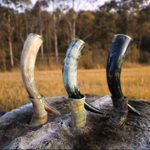 Cuerno Vikingo Valhalla de Alta Calidad y Duradero, Hecho a Mano, de 15 Pulgadas, con Soporte para Cerveza y Cerveza Alemana, Pulido a Mano Original - Product Image 1