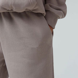 Conjunto Deportivo Personalizado OEM para Mujer, Sudadera con Capucha Holgada y Hombros Caídos, Pantalones Deportivos con Puños Elásticos, 2 Piezas - Product Image 6