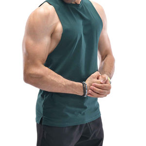 Ensemble débardeur et short de sport personnalisable grande taille pour homme, en coton et élasthanne, couleur unie, style décontracté pour l'été - Product Image 1