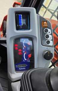รถตักล้อยาง Kubota SVL97-2 ปี 2022 สภาพดี คุณภาพสูง พร้อมเครื่องยนต์ดีเซล ประสิทธิภาพการทำงานสูง - Product Image 4