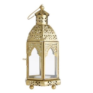 Lanterne porte-bougie suspendue vintage de forme personnalisée, finition plaquée or, métal, fournisseur de lanternes marocaines en Inde - Product Image 3