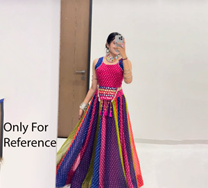 Magnifique Lehenga Choli en pur coton avec motif en relief pour les nuits du festival Garba par Maruti Fashion Garba Dress - Product Image 1