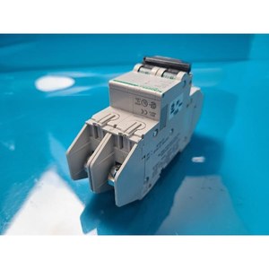 Schnider 15A-Type C60 9ขั้ว D 2ขั้ว240VAC เบรกเกอร์ขนาดเล็กที่ใช้เป็นชิ้นส่วนอุปกรณ์เซมิคอนดักเตอร์แบบดั้งเดิม - Product Image 1