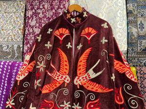 Nueva llegada: Chaqueta Suzani hecha a mano para mujer - Product Image 6