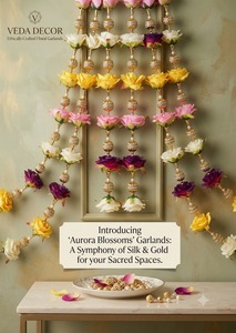 Guirnalda de Flores Artificiales Hechas a Mano Veda Decor Aurora Blossoms, Decoración Festiva para el Hogar, Rosas de Seda y Cuentas Doradas para Pared - Product Image 1