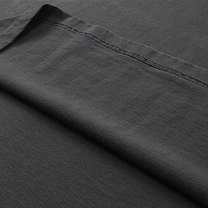 T-shirt oversize vintage noir tricoté, délavé et vieilli, pour femme, personnalisable, style streetwear décontracté, université, neige - Product Image 6