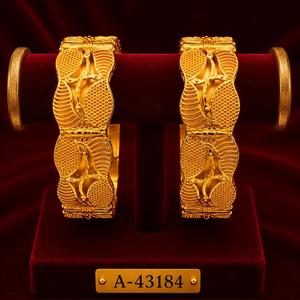 MOLL JEWELLERS Brazaletes Clásicos de Aleación de Zinc Chapados en Oro de 24K con Diseño Geométrico de Circonio, Joyería de Moda para Mujer, A-43177 - Product Image 6