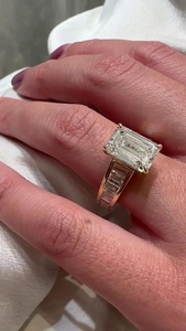 Bague de promesse en or massif 14 carats avec diamant de laboratoire taille émeraude de luxe 3,01 carats pour femme, cadeau de mariage surprise pour les amoureux - Product Image 5