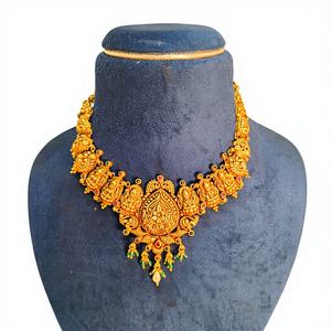 Collier pendentif en or 22 carats, style temple antique, pour mariée, mariage indien traditionnel, disponible en OR/ARGENT/BRASS - Product Image 1