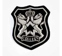 Parches de lujo para uniformes universitarios con bordado de crests y coronas, materiales ecológicos, bordado 3D en relieve personalizado a mano