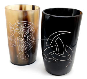 Jarra de Cerveza de Cuerno Natural Pulida a Mano, Forrada Impermeable, Ideal para Beber en Fiestas Medievales y Bares - Product Image 5