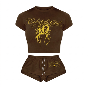 Ensemble de survêtement en coton et polyester French Terry pour femme, avec t-shirt et short, personnalisable par sérigraphie, 100 % coton - Product Image 4