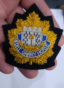 Handmade 100% Bullion Wire Veterans Uniform Blazer Badges Customizable Sew-on Embroidered <b>Box</b> Packaging Badges - Product Image 3