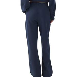 Pantalones de chándal anchos personalizados para mujer, de cintura alta, ajuste holgado informal, pantalones de descanso de mezcla de algodón, OEM al por mayor, pantalones de felpa de algodón - Product Image 4