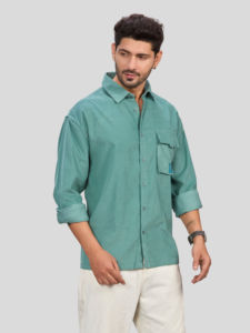 เสื้อเชิ้ตผู้ชายสีเขียวอมฟ้า ผ้าฝ้ายป๊อปลิน 100% แขนยาว ปกคอปก ระบายอากาศได้ดี เป็นมิตรกับสิ่งแวดล้อม ป้องกันรังสียูวี เหมาะสำหรับใส่ในฤดูหนาว - Product Image 1