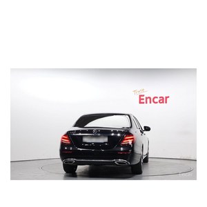 Mercedes-Benz Classe E E300 Avantgarde 2020, 73 823 km, boîte automatique, sièges en cuir, conduite à gauche, caméra de recul - Product Image 4