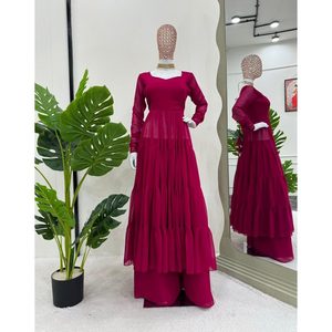 Robe élégante en géorgette à volants superposés avec palazzo Rani - Product Image 1