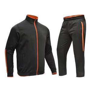 Sudadera con Capucha Roja Unisex con Cierre, Pantalones Deportivos Negros, Conjunto Deportivo Informal de Poliéster/Algodón, Color Sólido - Product Image 6