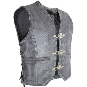 Veste de moto en cuir véritable pour hommes, conçue avec une qualité supérieure pour les motards recherchant une option d'équipement de conduite élégante, soignée et durable. - Product Image 2