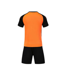 Conjunto de Camiseta de Fútbol Unisex Blanca Personalizada, Manga Corta, Cuello en V, Impresión por Transferencia de Calor, Cintura Elástica, Ecológica y Transpirable - Product Image 2