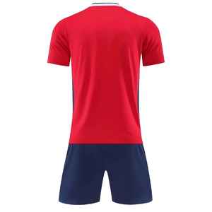 Tenue de football en vente en ligne, fabriquée au Pakistan, vêtements de sport, uniforme de football, tendance de la sublimation, mode. - Product Image 2