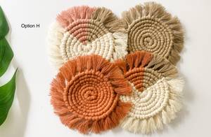 Juego de Posavasos Redondos de Tela Bohemia Hechos a Mano con Borde de Borlas, Opción Multicolor D - Product Image 3