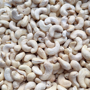 Nueces de Anacardo Kaju SANTIGO con Bajo MOQ, Precio Bajo y Razonable - Product Image 1