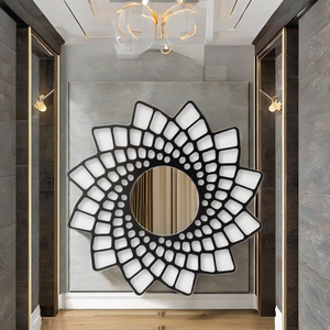 Miroir mural en métal fait à la main, écologique, de style Art déco, noir, géométrique, soleil éclatant, pour mariage, salon, chambre à coucher, couloir, intérieur de la maison - Product Image 1