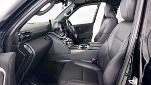 Meilleures ventes : Toyota Land Cruiser VX 3.3L Diesel SUV 4x4 RHD 2024 (conduite à droite) - Product Image 4