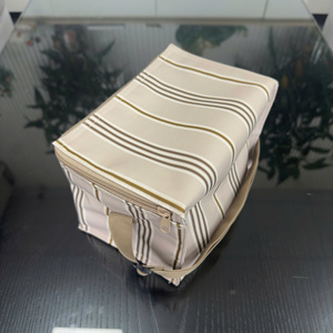 <b>Custom</b> <b>Insulated</b> Polyester Lunch Cooler Bag with Cuboid Design for Cold Storage and TPU Lining - Product Image 4