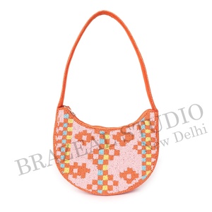 Nouvel Arrivage BRAZEAL STUDIO Sac à Main Pochette Épaule en Velours Tendance pour Femme avec Perles de Verre et Motif Géométrique - Product Image 1