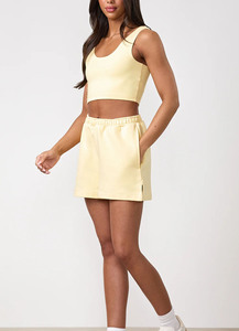 Shorts Deportivos para Mujer, Diseño Personalizado con Logotipo, Color Amarillo Mantequilla, Cintura Elástica Corta, Algodón Transpirable, para Gimnasio y Running - Product Image 3