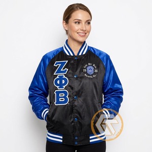 เสื้อแจ็คเก็ต Zeta Phi Beta แบบสั่งทำพิเศษ เสื้อผ้าสำหรับชมรมนักศึกษา คุณภาพสูง ระบายอากาศได้ดี ผ้าซาติน ปักอักษรตราสัญลักษณ์ สำหรับฤดูใบไม้ร่วง/ฤดูหนาว - Product Image 4