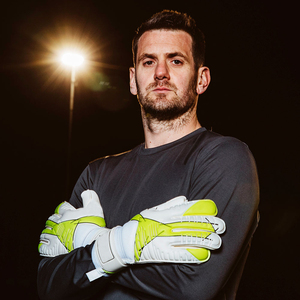 Football Goalkeeper Gloves Full Finger Latex Non-Slip Breathable Adjustable Wrist <b>Strap</b> Unisex Powerful Catch Finger Thumb - Product Image 3