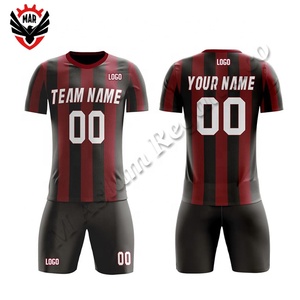 Uniforme de Fútbol Masculino de Alta Calidad y Comodidad, Conjunto Personalizado con Nombre, Impresión por Sublimación, Ropa Deportiva 100% Poliéster - Product Image 5