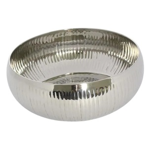 Ensemble de 3 bols décoratifs à poser, faits à la main, en métal cannelé, modernes, pour la maison et l'hôtellerie - Product Image 6