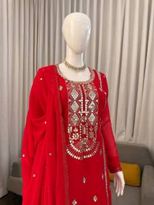 Salwar Kameez de créateur pour femmes, tenue de soirée, avec haut, bas et dupatta, multi-imprimés, fabriqué en Inde - Product Image 5