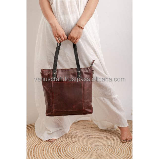 สีน้ำตาลเข้ม