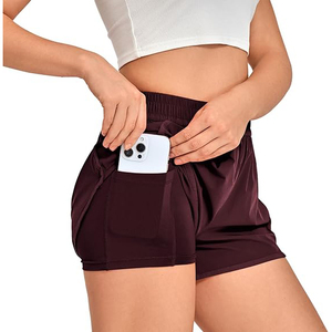 Shorts de sport pour femme taille haute élastique prune foncé, fluides, respirants, séchage rapide, en polyester, pour la course et l'entraînement - Product Image 2
