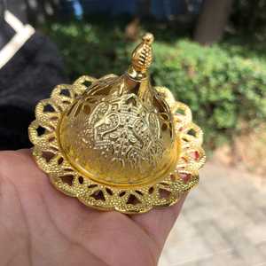 Mini Quemador de Incienso Aromático Dorado de Hierro y Metal Estilo Medio Oriente - Ecológico para Uso en el Hogar y la Oficina - Product Image 5