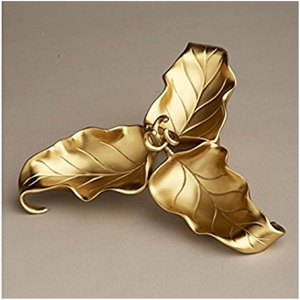 Cuenco de 3 hojas chapado en oro, cuenco decorativo de metal de lujo con forma de hoja para servir frutos secos, para regalo de boda, decoración del hogar - Product Image 1