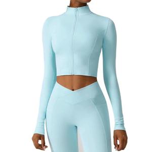 Vente en gros de vêtements de sport personnalisés pour femmes, haut de sport slim fit à manches longues, veste de yoga à fermeture éclair intégrale, ensemble de yoga pour femmes - Product Image 3